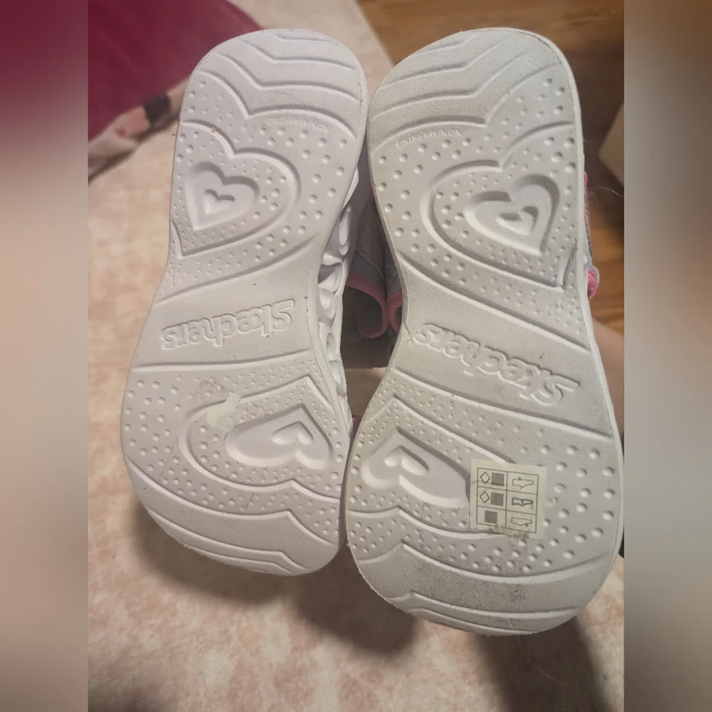 Skechers Kids Girls Heart Lights Sandals Sneake